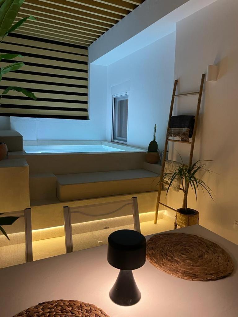 Ferienwohnung Skyhigh, Nilie Hospitality Mgmt Thessaloniki Exterior foto